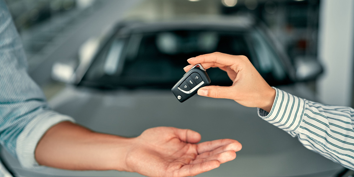 The Modern Role of Locksmiths in Car Key Solutions