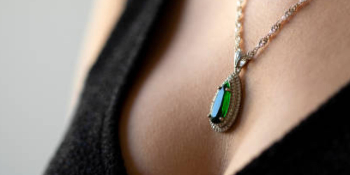The Kaleidoscope of Colors in Opal: Nature’s Masterpiece
