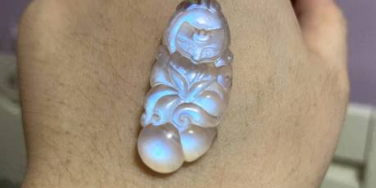 Moonstone Jewelry: Style with a Touch of Magic