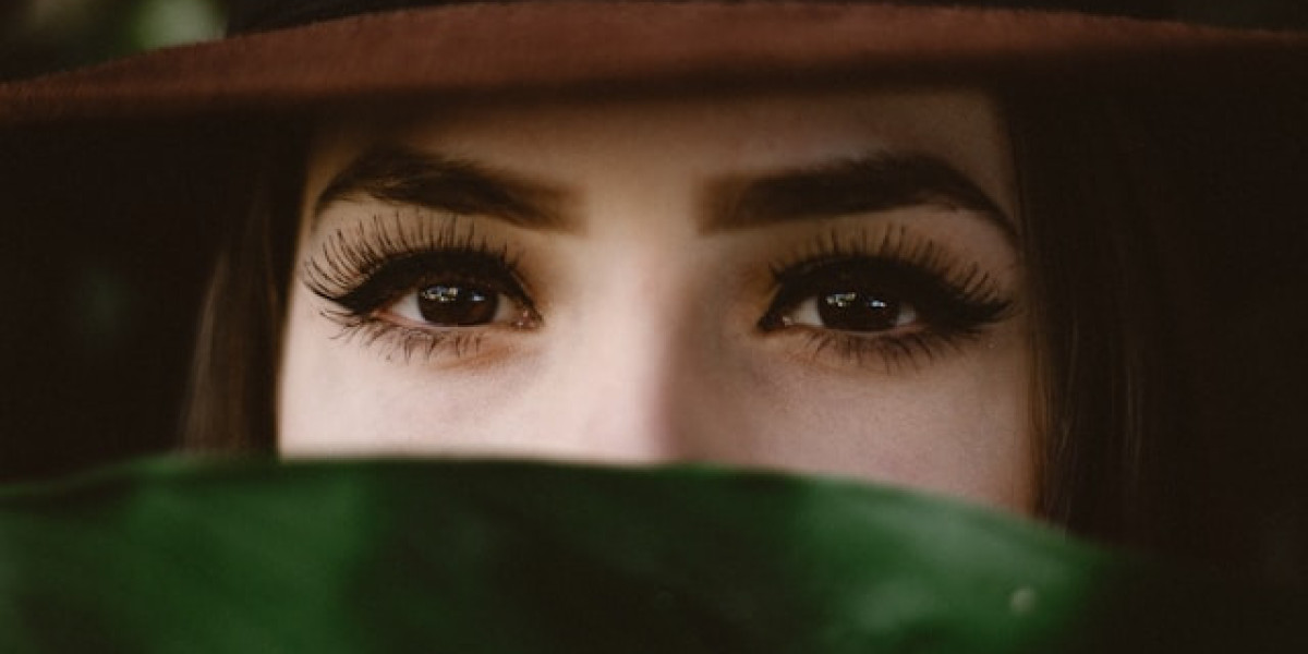 Careprost vs. andere Wimpernseren: Ein detaillierter Vergleich