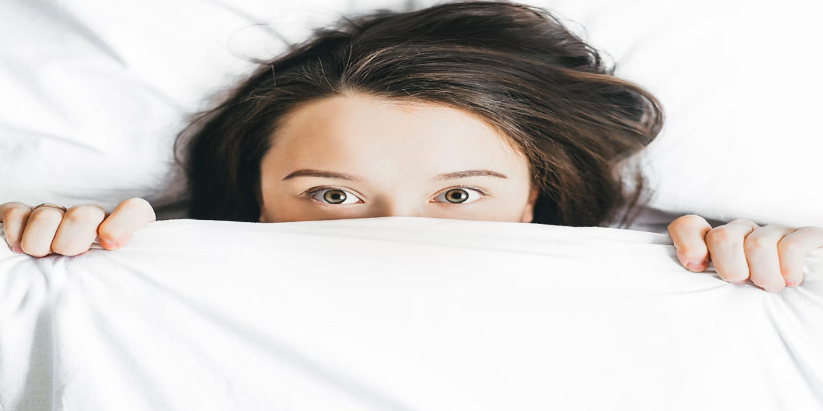 How Canadian Medical Patients Are Using Honey Oil for Sleep Disorders